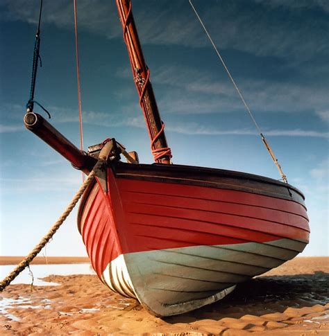Sailing Dinghy, Sailing Ships, Sailing Boat, Wooden Sailboat, Wooden Boats, Row Boats, Clinker ...