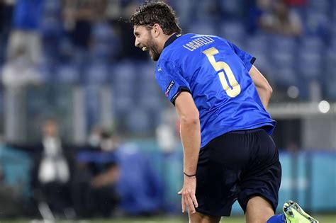 Juventus make breakthrough in Locatelli deal - Get Italian Football News