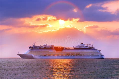 Luxury Cruise Ship. Beautiful Seascape Sunset Background Stock Image ...