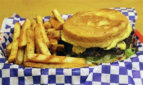 Business Roundups: Hippo Burger plans second location in Atascocita ...