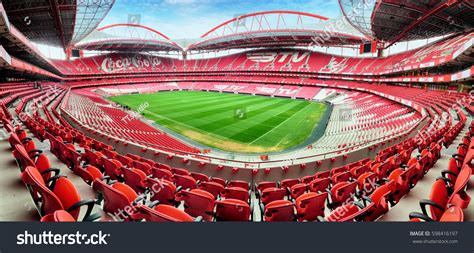 3,124 Lisbon football stadium Stock Photos, Images & Photography ...