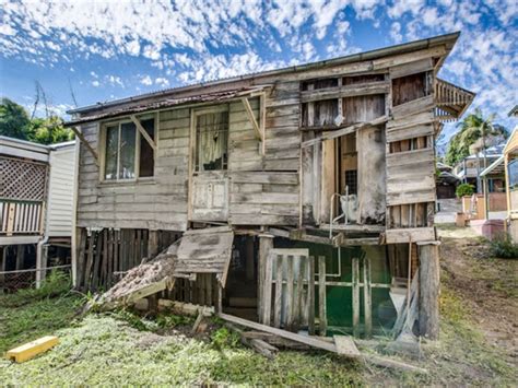 ‘Australia’s worst house’ transformed: See the incredible before and after pics