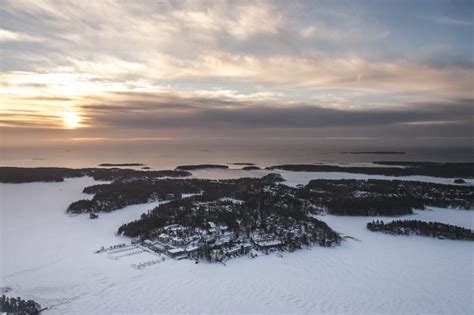 What to do in Helsinki in Winter - Sauna, Snow & Nature