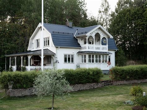 A Beautiful Vintage Country House in Sweden — THE NORDROOM