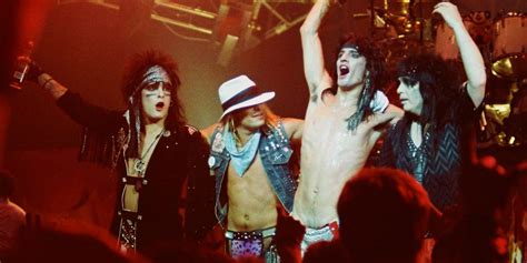 Motley Crue Photos - Pictures of Motley Crue Partying and Playing Music ...