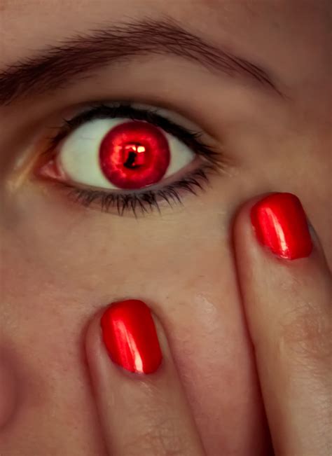 My Second Wish: Awesome Red Contact Lenses