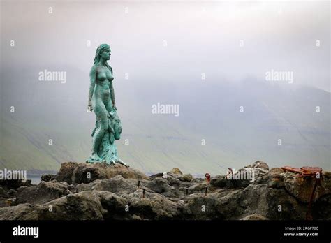 Kópakonan: A statue of the Seal Woman in Mikladagur village in Faroe ...