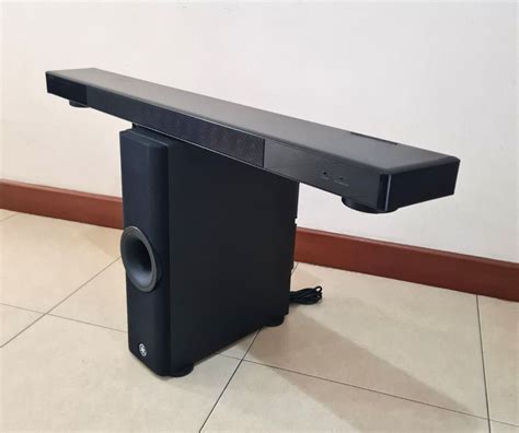 Yamaha Soundbar YSP2500 7.1CH Digital Sound Projector Sound Bar with Wireless Subwoofer, Audio ...