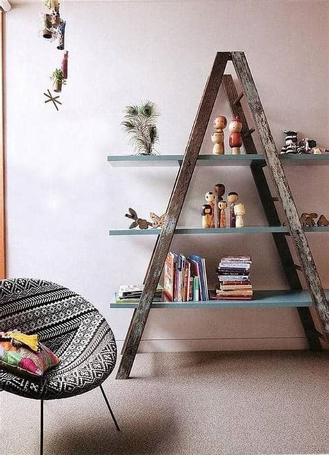 15+ Superb Ladder Decor Ideas