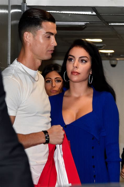 Se disparan los rumores de crisis entre Cristiano Ronaldo y Georgina Rodríguez: "Se pasa el día ...