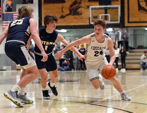 South Dakota Class A basketball: Dakota Valley aims for perfection