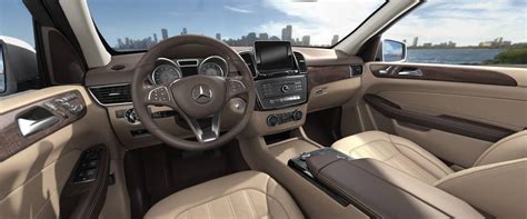 2017 Mercedes-Benz GLE in Northbrook, IL | Autohaus on Edens