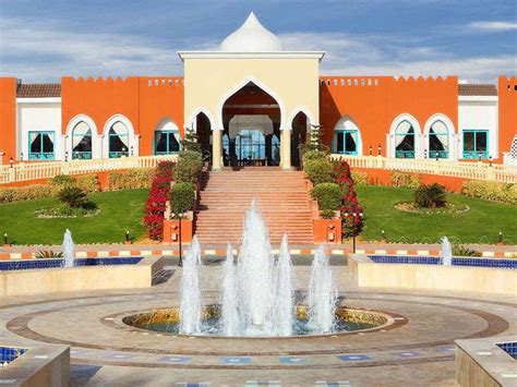 Aladdin Beach Resort Hotel (Hurghada) from £35 | lastminute.com