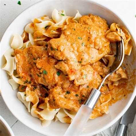 Hungarian Chicken Paprikash Recipe | YellowBlissRoad.com