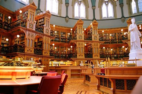 37 Beautiful Libraries From Around The World That Are Every Book Lover’s Paradise