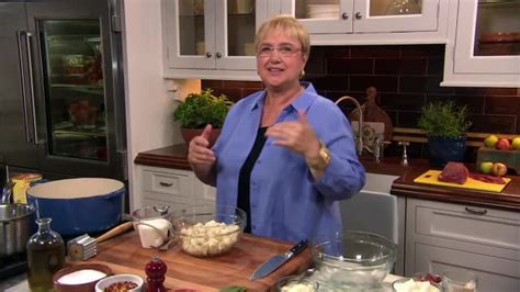 Watch Lidia's Kitchen S04:E406 - Cooking With Wine - Free TV Shows | Tubi