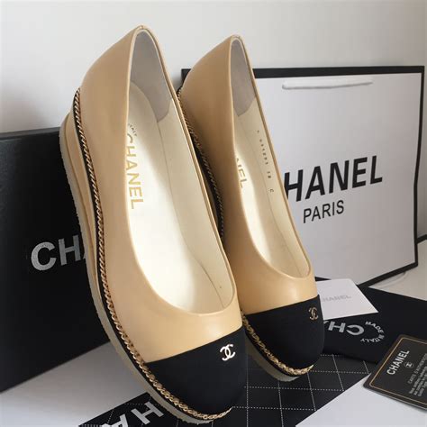 Chanel woman shoes beige leather wedge flats | Women shoes, Chanel shoes, Chanel ballerina flats