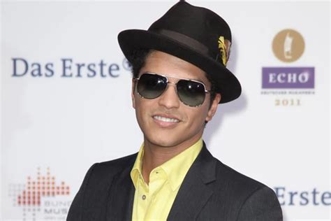 Bruno Mars Is a Man of Many Hats [PHOTOS]