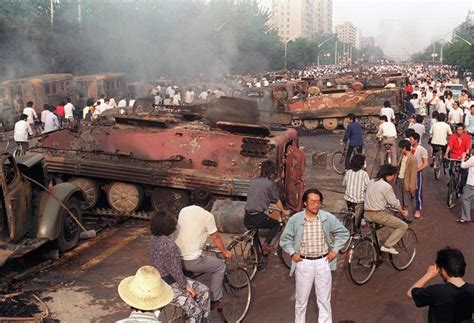 40 Amazing Photos From the 1989 Tiananmen Square Protests ~ Vintage Everyday