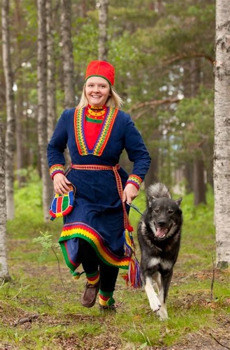 Sami girl. http://en.wikipedia.org/wiki/Sami_people | Sami handicraft ...