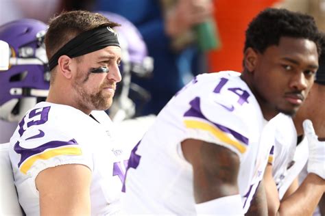 Adam Thielen injury: Timeline is TBD after hamstring aggravation in ...