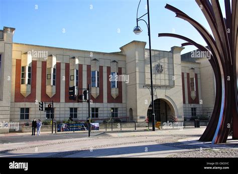 Stratford Magistrates' Court, High Street, Stratford, Newham Borough ...