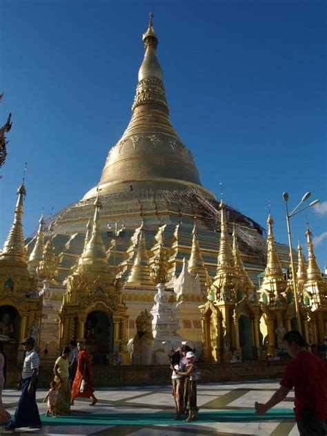 Shwedagon Pagoda Festival, Burma (Myanmar) - InsideBurma Tours