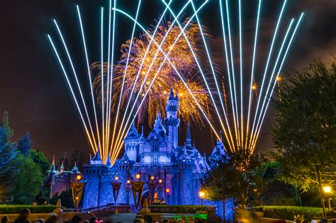 Disneyland Fireworks Wallpaper