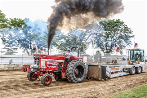 Tractor Pulling: когда 10 тысяч лошадей — это не так и много — Всё о сельхозтехнике glavpahar.ru