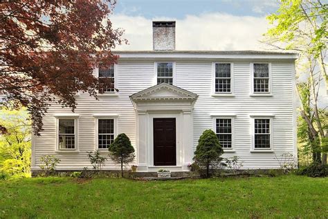 Oldest home for sale in America is 380-year-old Massachusetts house