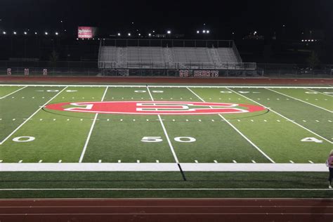 Community Comes Out To Effingham High School New Turf Dedication ...