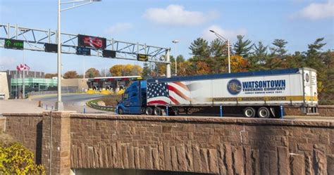 Canadian truckers crossing U.S. border now exempt from new COVID-19 rules, feds say - National ...