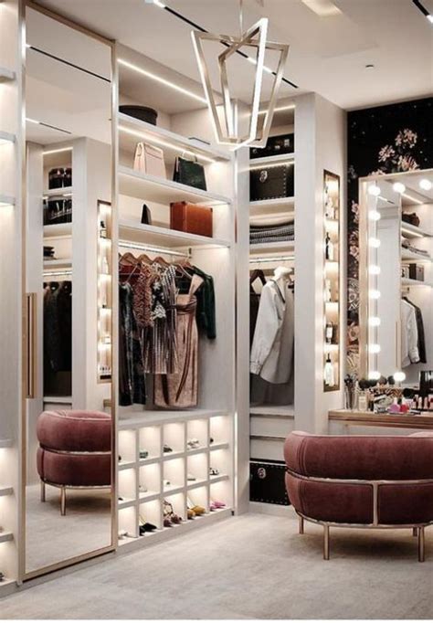 11 Incredible Dressing Room Lighting Ideas and Tips - Home Decoriez