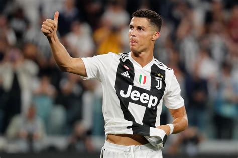 Download Juventus F.C. Portuguese Soccer Cristiano Ronaldo Sports HD Wallpaper