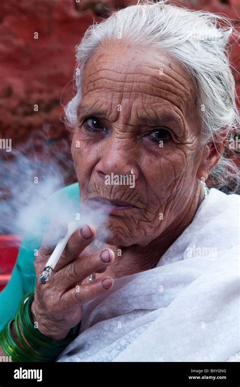 Funny tobacco hi-res stock photography and images - Alamy