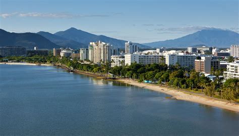 Cairns Travel Guide | Cairns Tourism - KAYAK