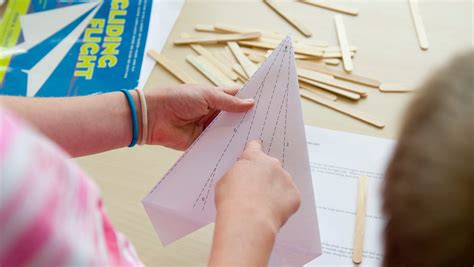 Evansville Museum to host paper airplane contest