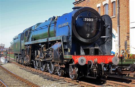 70013 BR Standard Oliver Cromwell Bournemouth Station