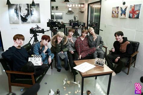 190619 RUN BTS EP 76 Behind the Scene #방탄소년단 #RM #JIN #SUGA #JHOPE #JIMIN #V #JUNGKOOK | Imagens ...