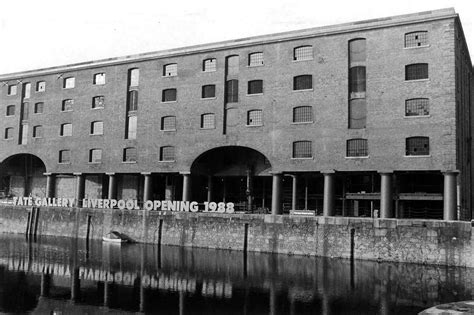 Liverpool's iconic Albert Dock through the years - Liverpool Echo