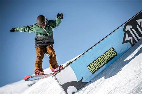 Snowboard school Kaprun: snowboard courses for kids & teens