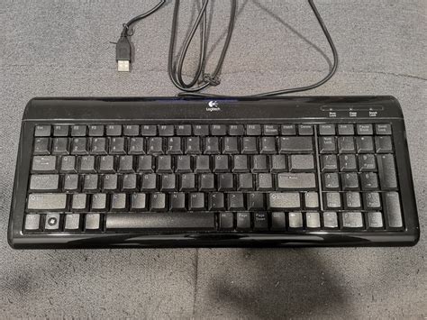 Logitech Ultra-flat keyboard Dark-shine, Computers & Tech, Parts ...