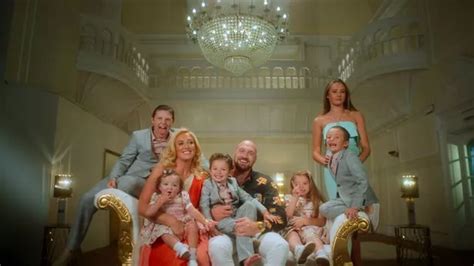 Who is Tyson Fury’s mum Amber and why does she not appear in At Home ...