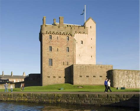 Broughty Castle Museum - Visit Dundee