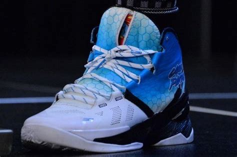 Cam Newton Gets Customized Under Armour Curry Twos for Super Bowl 50 ...