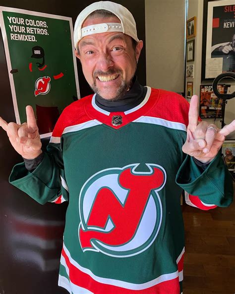 Noted Devils Fan and New Jersey Legend Kevin Smith Wearing the Teams RR Jersey : r/devils