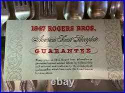 52 Pcs 1847 Rogers Bros Remembrance Pattern Silverware Flatware Silver ...