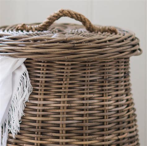 Rattan Laundry Basket - Primrose & Plum