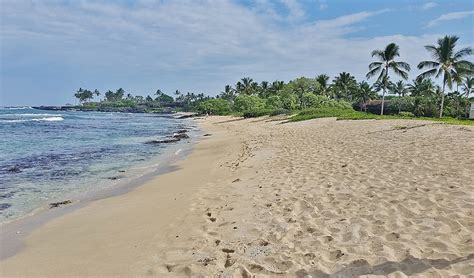 Kuki'o Beach - Great Hawaii Beaches