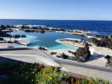 Piscinas Naturais Porto Moniz Madeira - Madeira Turismo - Tourist Guide to the Island of Madeira